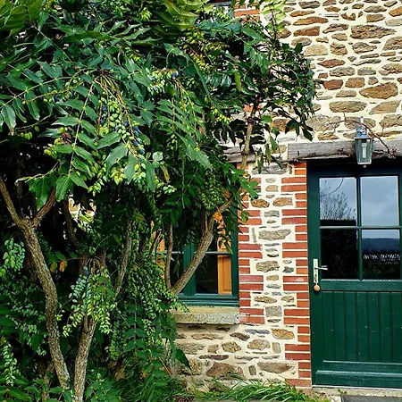 L'auberge De La Porte بيت ريفي